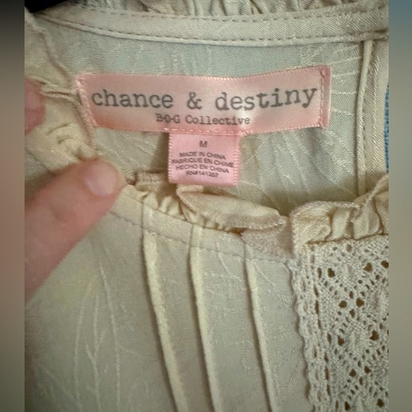 Chance & Destiny Ruffled Lace and Crochet Blouse. - Picture 3 of 8